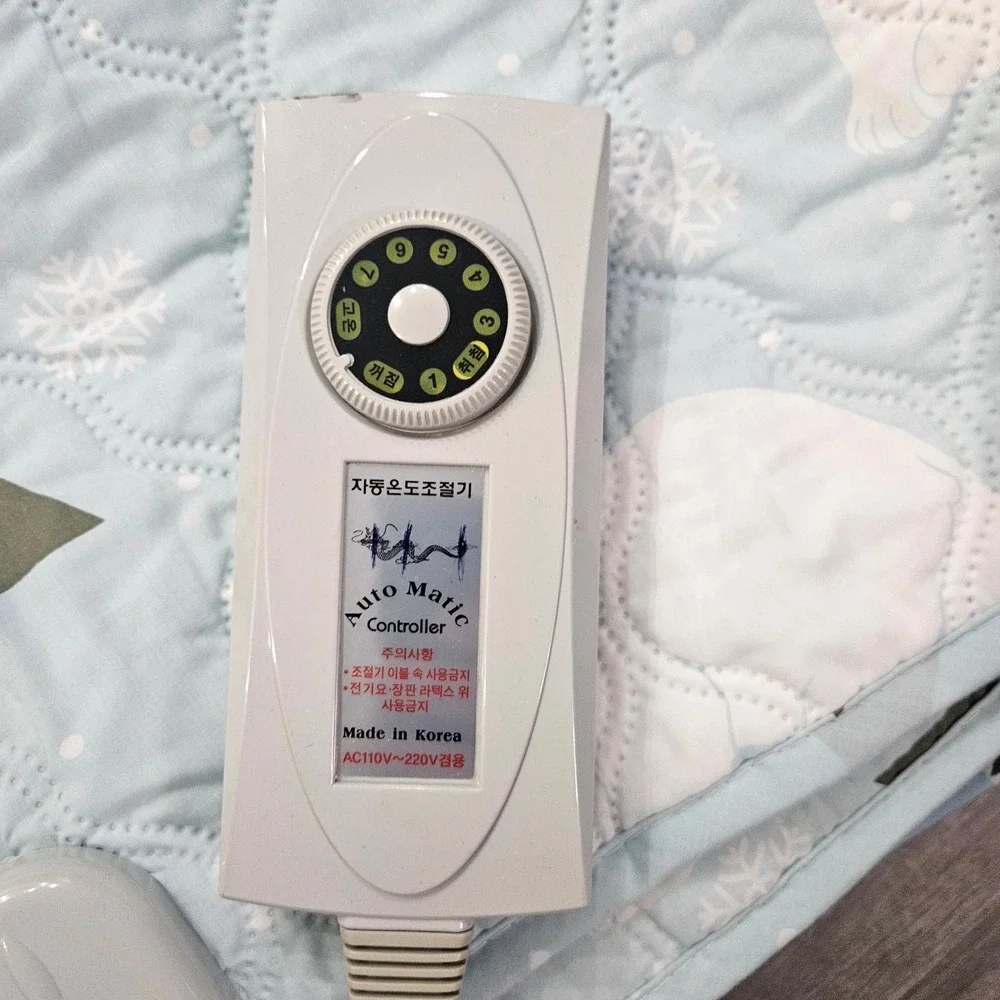 Auto Matic Electric Heated Blanket Light Blue Polar Bear Winter Print 52x70